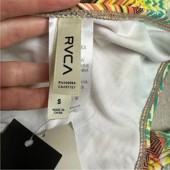 ⭐️NWT⭐️ RVCA "Yatzi" Boho Fringe one-piece swimsuit - Size: S - Picture 12 of 16